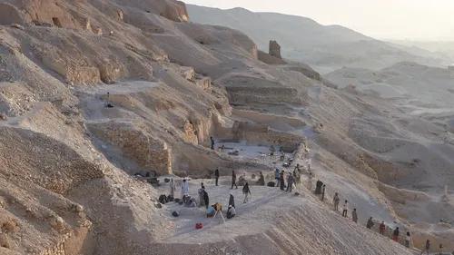 Life Histories of Theban Tombs project image